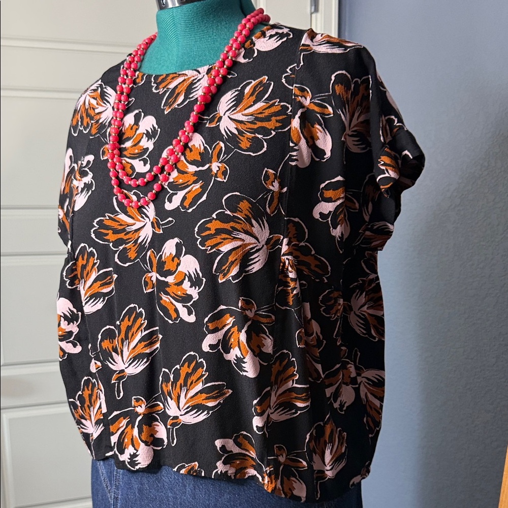 Madewell Black Floral Blouse Women’s M Drapey Viscose Top Short‎ Sleeve - Picture 5 of 12